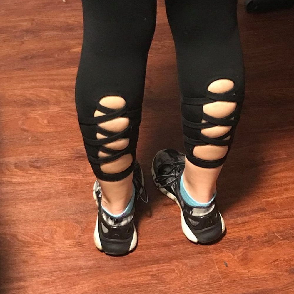 Authenti Mariners Leggings By Victoria Secret Pink - Picture 3 of 4